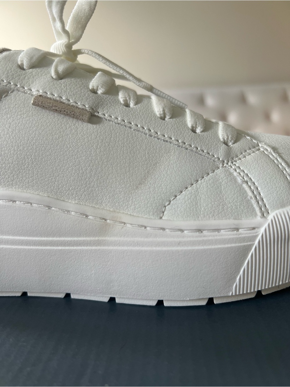 Light Metallic Gold and White Platform Sneakers - Dr. Scholl’s Time Off - Picture 9 of 13